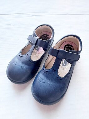 Livie and Luca Navy Blue Toddler AMICA T-Strap Mary Jane Sz 11